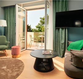 5 bedroom villa with infinity pool and sea views Hvar Town, sleeps 10